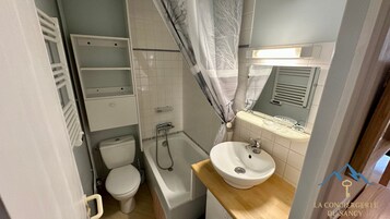 Apartamento | Banheiro | Secador de cabelo 