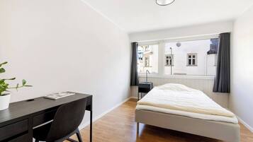 Apartment, 3 Bedrooms, Smoking, Balcony | 3 bedrooms