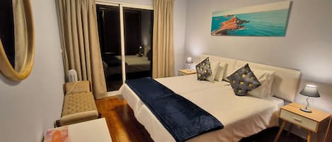 2 chambres, fer et planche à repasser, Wi-Fi gratuit, draps fournis