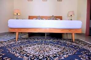 4 dormitorios, tabla de planchar con plancha, wifi y ropa de cama