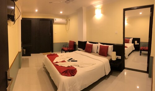 27 Central Calangute