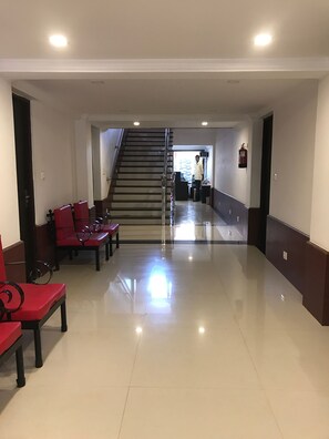 Gambar tidak terklasifikasi, 5 dari 8, tombol