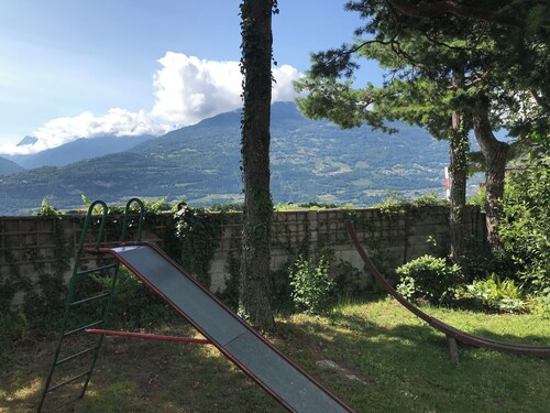 House with panoramic view & large garden - Grimisuat, Valais