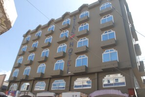 Exterior - Atlas Hotel (Arusha)