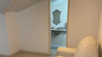 Triple Room, Women only, Private Bathroom | Interior