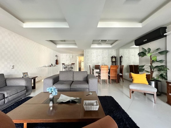 Living area - House Monet (Rio de Janeiro)