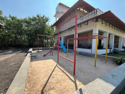 Oasis Residency and Resorts 