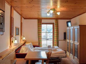 1 Schlafzimmer, Reisekinderbett, kostenloses WLAN