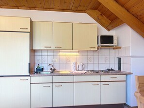 Microwave - Lovely apartment for 5 people with WIFI, TV, balcony and pets allowed (St Michael Im Lungau)