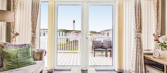 Beautiful private villa for 6 people with pool