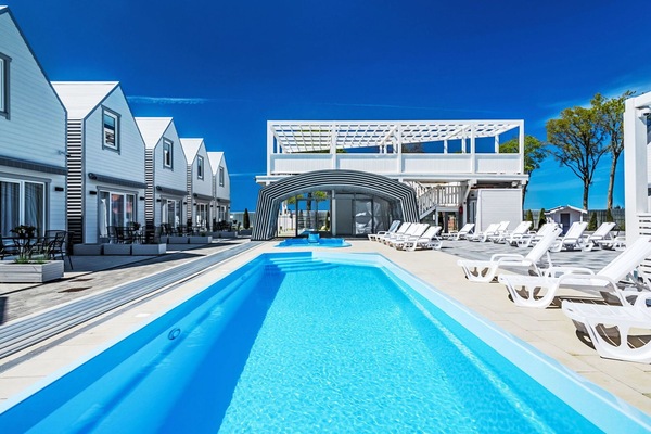 Ombre, Piscine, Hôtel, Mobilier De Jardin, Villa