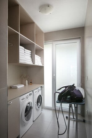 Villa | Bathroom - Stunning Villa With Pool in Sukosan (Sukosan)