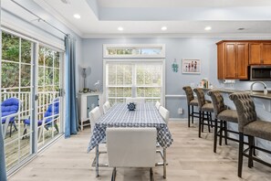 Dining - Tilghman Cottages 08 (North Myrtle Beach)