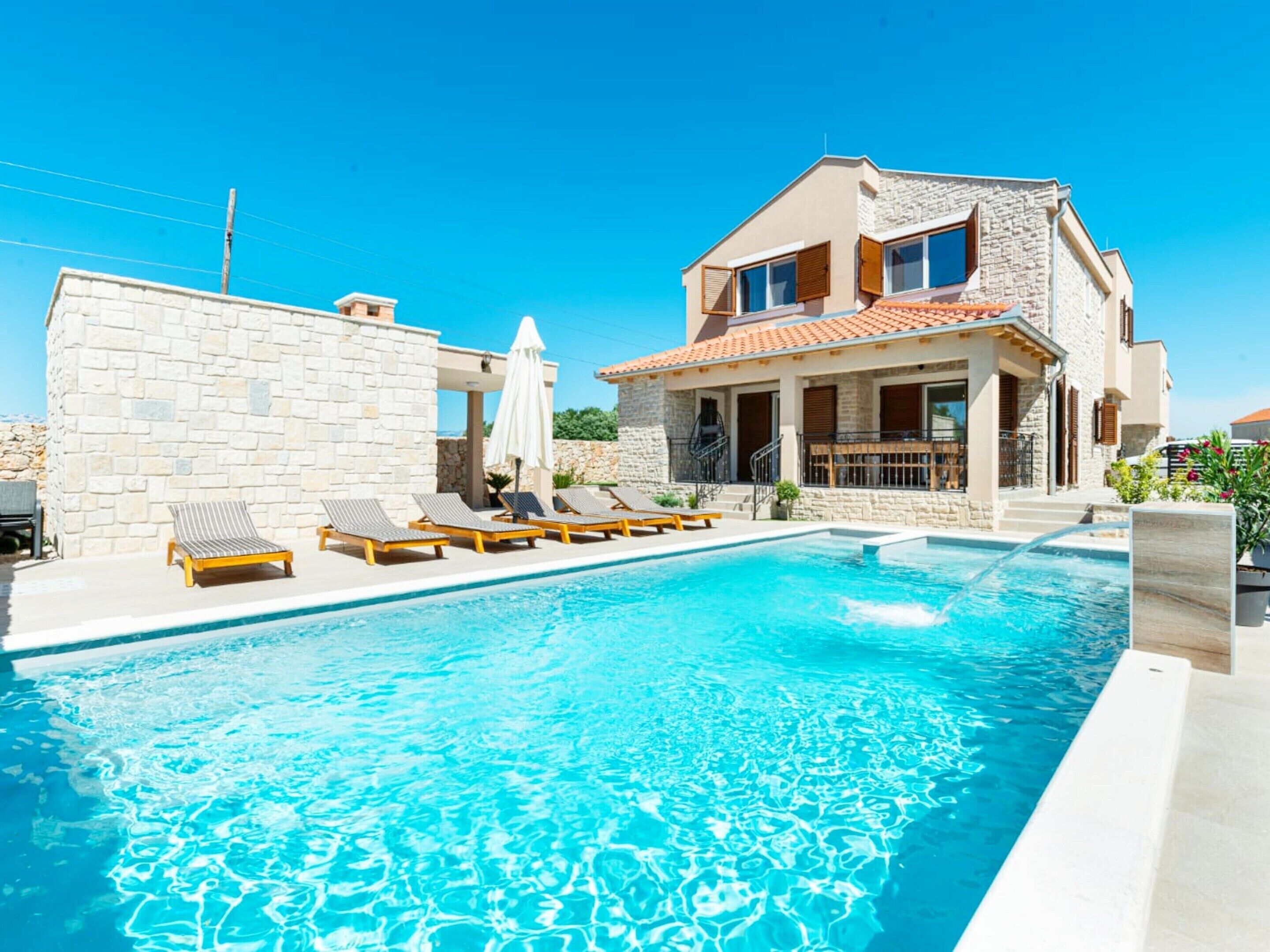 Villa | Pool | Indoor pool, outdoor pool