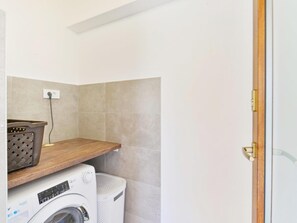 Villa | Interior - Privlaka Modern Villa for 8 (Privlaka)