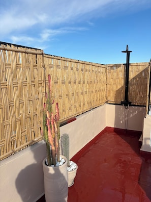 Property grounds - Riad Dar Isaliya  (Marrakesh)