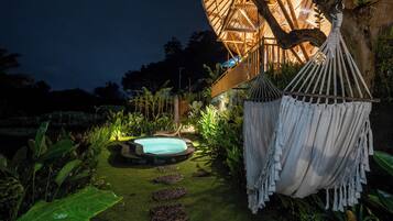 Exclusive Villa, 1 King Bed, Balcony, Garden View | Private pool