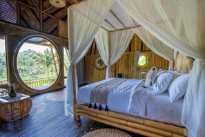 Unclassified image, 2 of 30, button - VELONIA ISEH (Selat)