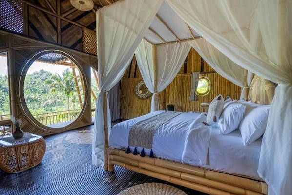 Unclassified image, 1 of 31, button - VELONIA ISEH (Selat)