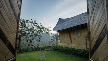 Vila Eksklusif, 1 Tempat Tidur King, balkon, pemandangan kebun | Wi-Fi gratis dan seprai linen