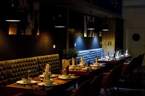 Restaurant - Chaker Hotel (Batna)