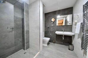 Bathroom - Chaker Hotel (Batna)