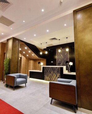 Reception - Chaker Hotel (Batna)