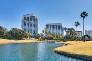 Interior - Walk to Waves: Resort-style Miramar Beach Getaway (Miramar Beach)