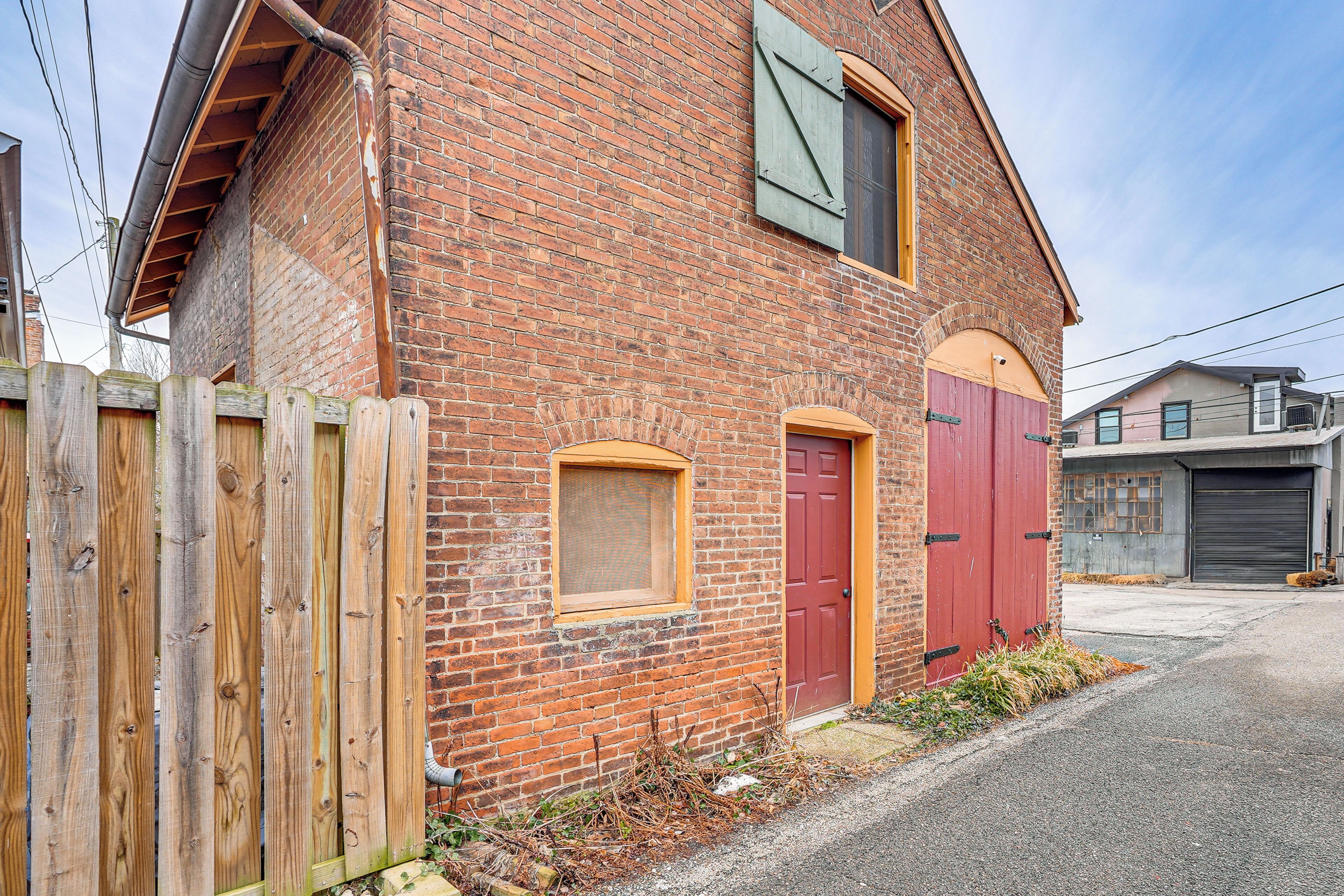 Apartment (0 Bedroom) | Interior