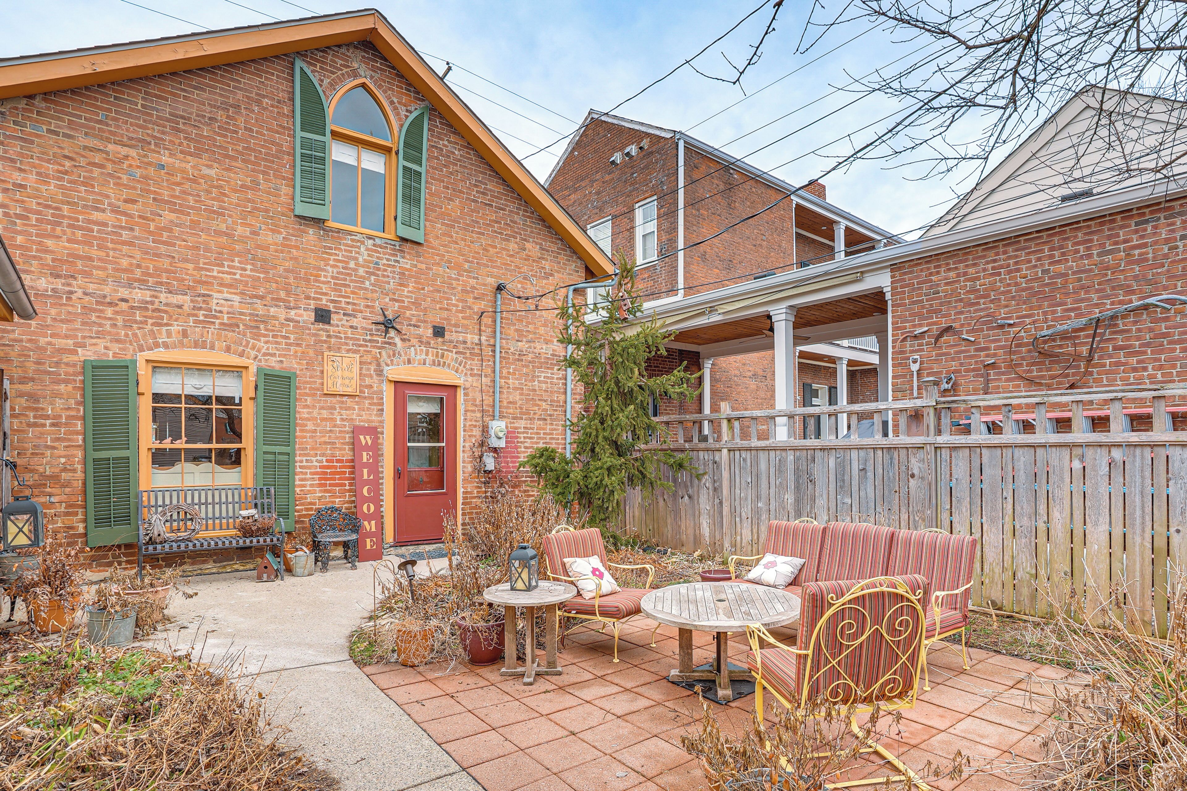 Apartment (0 Bedroom) | Interior