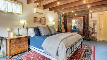 Apartment (0 Bedroom) | Interior