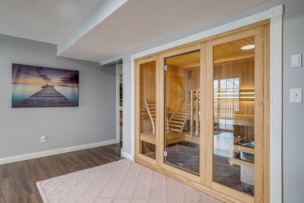 House (5 Bedrooms) | Interior - Canoe, Swim & Hike: Lakefront Brandenburg Home! (Brandenburg)