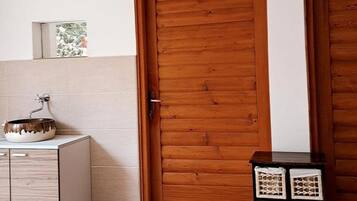 House | Bathroom | Bathtub