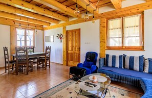 House | Living room - Sanctuary With Private Wellness Spa (Varazdinske Toplice)