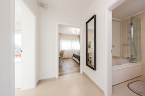 Apartment | Bathroom - Sargas Suite 5 With Pool View (Novalja)