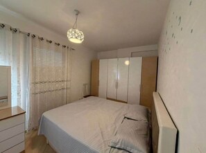 1 bedroom, WiFi - Shtepia e Lales (Tiranë)
