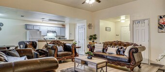 Cozy Home w/ Easy Access to Grand Prairie & Big D!