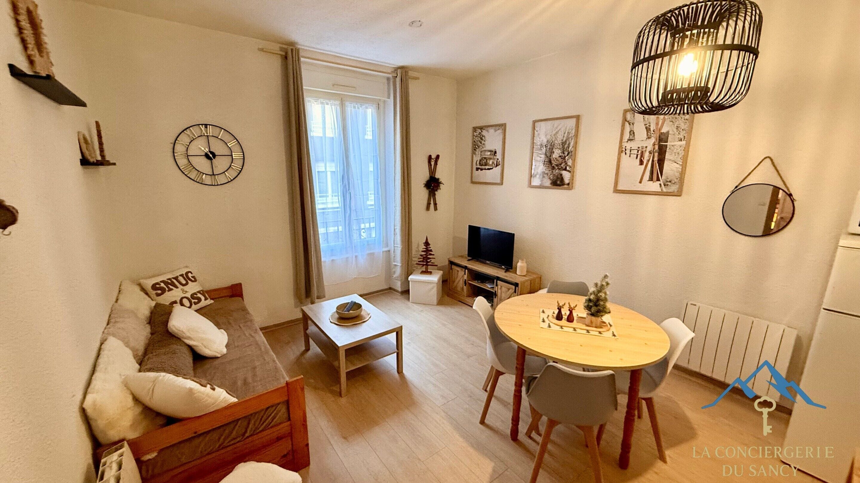 Apartment | Living room