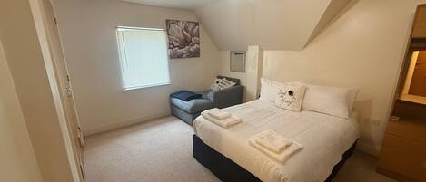 2 sovrum, strykjÀrn/strykbrÀda, gratis wi-fi och sÀngklÀder