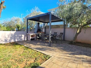 Apartment | Balcony - Costal Apartment for 4 in Zaton (Nin)