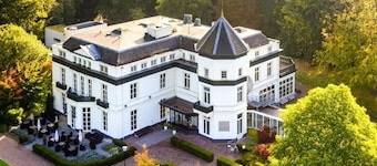 Elegance & Comfort in a Historic Room with Indoor Swimming Pool Access