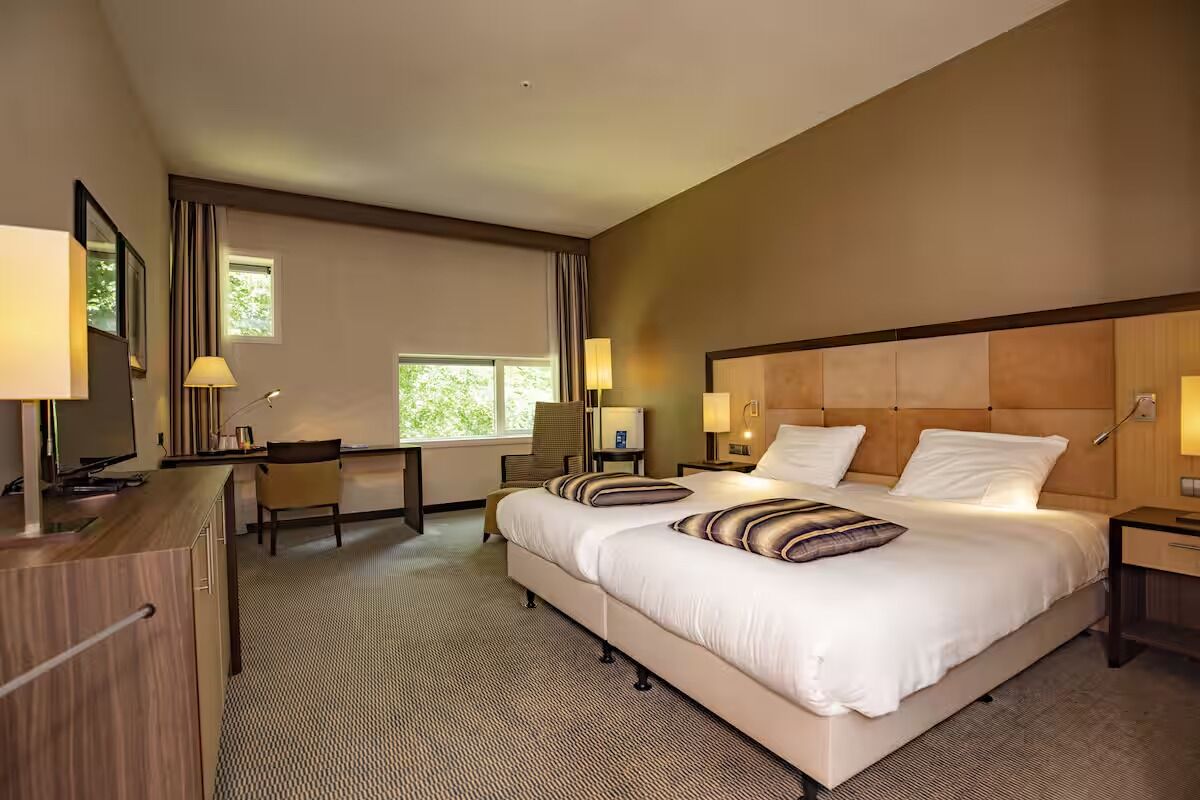 1 slaapkamer, een strijkplank/strijkijzer, gratis wifi, beddengoed