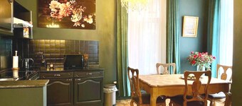 Cozy Couple Retreat Near Thermes