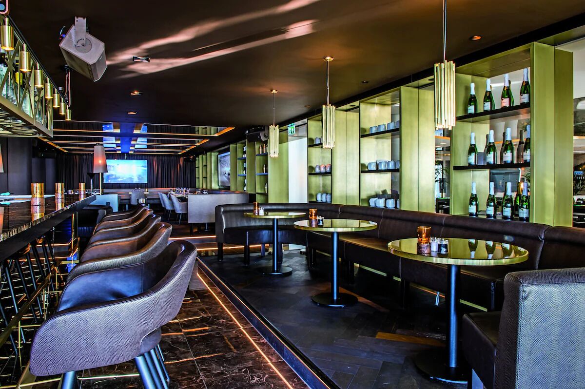 Bar (in der Unterkunft)