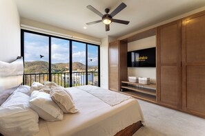 2 bedrooms, iron/ironing board, free WiFi, bed sheets - Santa Cruz Penthouse | Private Pool, Walk to Beach (Huatulco)
