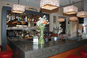 Bar (en el alojamiento)