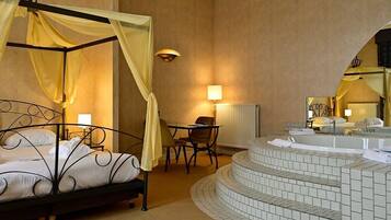 1 dormitorio, tabla de planchar con plancha, wifi gratis y ropa de cama