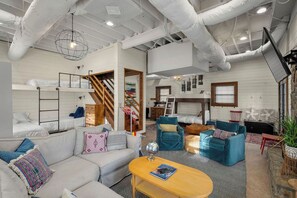 Nicht klassifiziertes Bild, 2 von 62, Schaltfläche