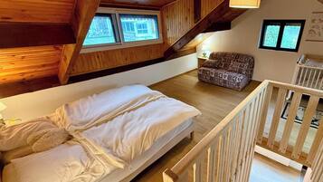 Chalet | 4 bilik tidur, seterika/papan seterika