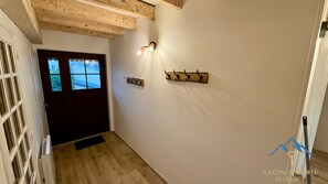 Chalet | Reception - Chalet With Expansive Panorama Terrace (Mont-Dore)